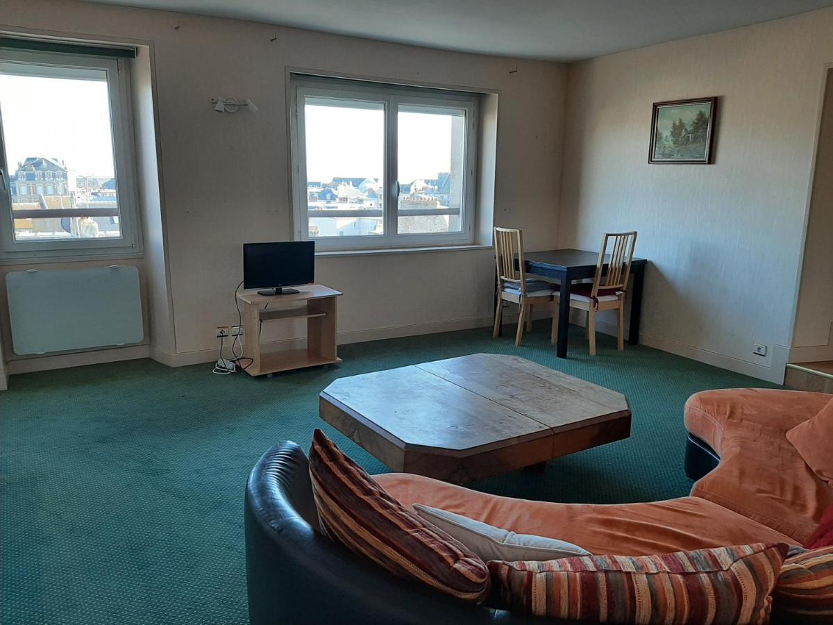 Appartement Le Petit Michelet à Granville Extérieur photo